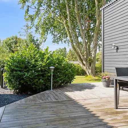 Дом отдыха Lovely Summer House Close To Stillinge Слагельсе