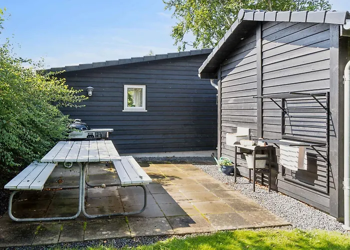 Lovely Summer House Close To Stillinge Ferienhaus